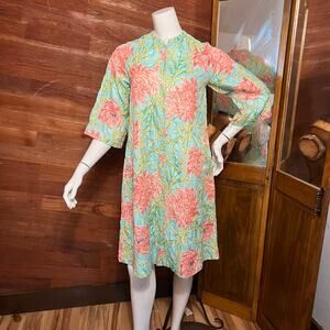 VINTAGE 70s Floral House Dress Size 12 Textured Glam Knee Length Lounge Shift